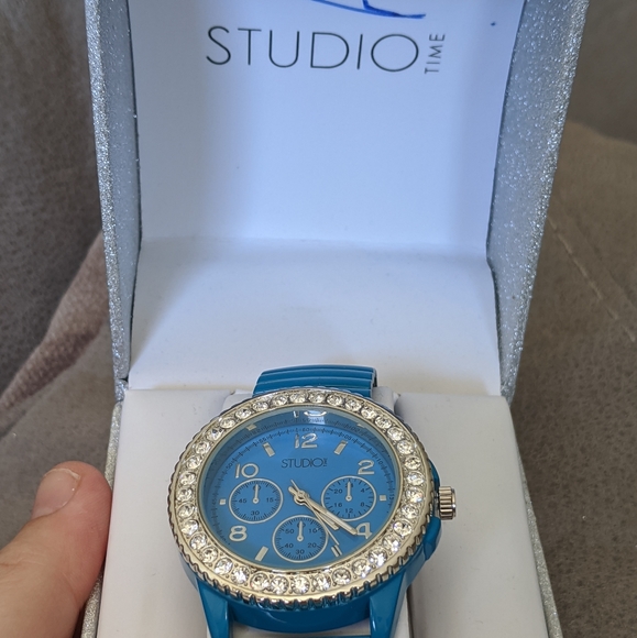 Studio Time Wrist Watch - Picture 3 of 5